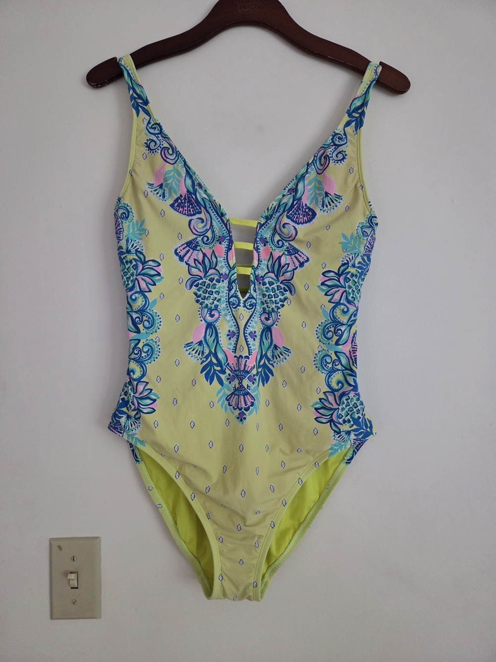 Lilly Pulitzer Jaspen Onepiece Swimsuit In Loro Green Pineapple Rivera